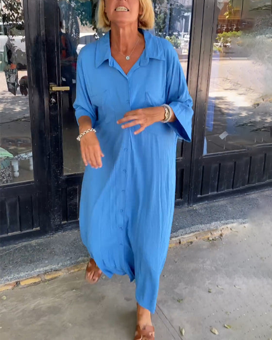 Robe avec fentes et revers