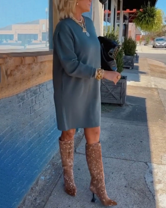 Robe élégante de couleur unie à col rond