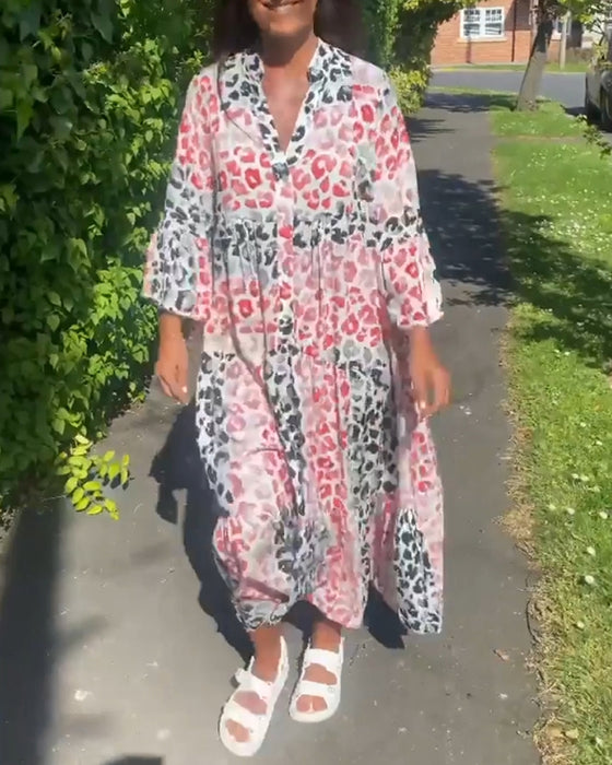 Robe décontractée à volants imprimés et col en V