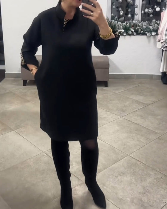 Robe à col montant de couleur unie