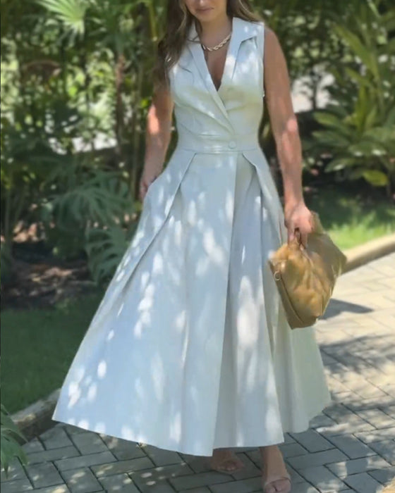 Robe élégante de couleur unie à revers sans manches