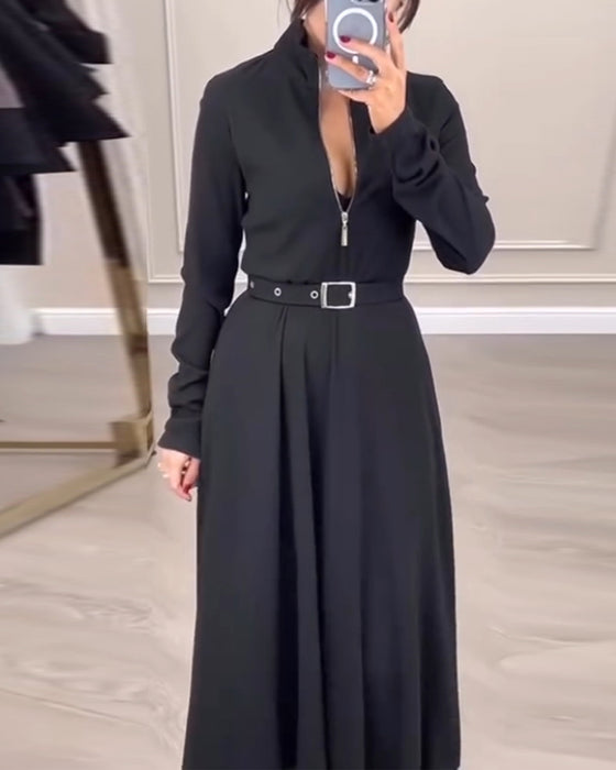Robe à col montant et fermeture éclair