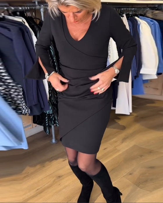 Robe avec cou de cou et manche fascinante