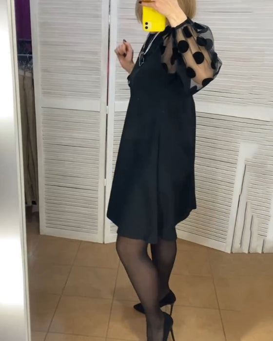 Robe au style élégant et à motif à pois