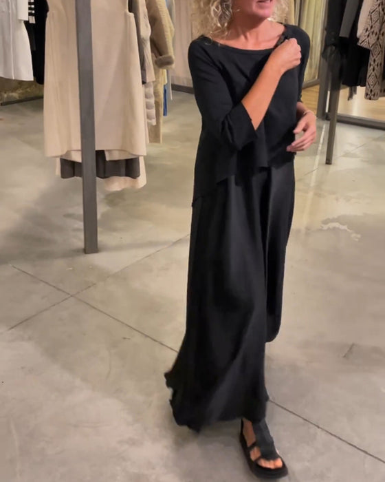 Ensemble deux pièces avec robe à bretelles et haut de couleur unie