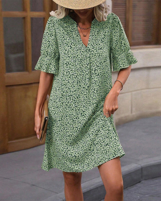 Robe élégante imprimée col V