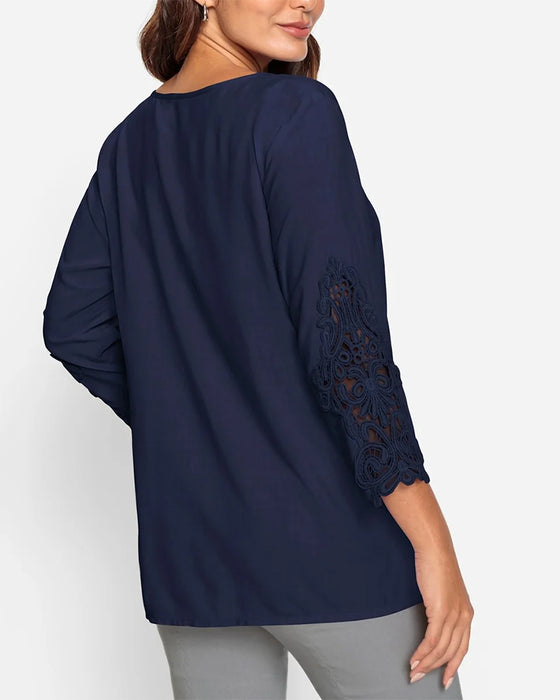 Blouse à manches plissées et dentelle