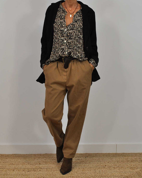 Chemise décontractée à col rond de style rétro