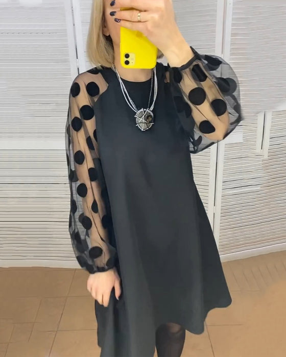 Robe au style élégant et à motif à pois